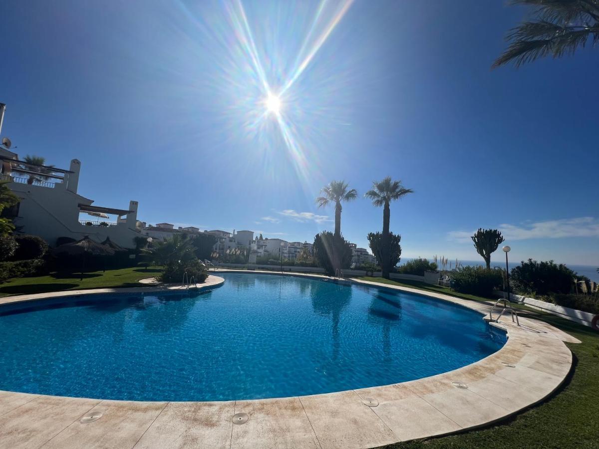 Casa Georgina - Cozy 2 Bed 2 Bath Groundfloor Sitio de Calahonda
