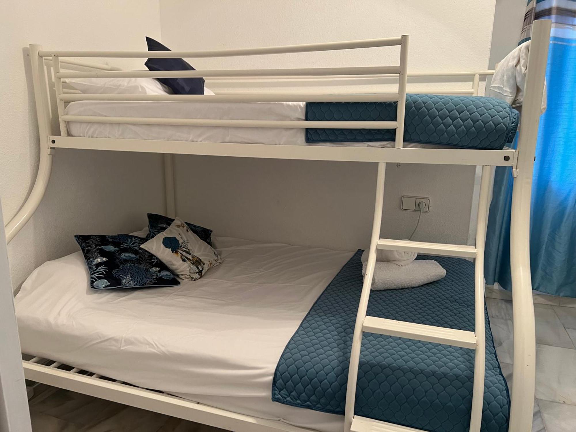 Casa Georgina - Cozy 2 Bed 2 Bath Groundfloor *